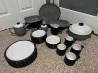 Denby Jet Black dish/cook wares + extra