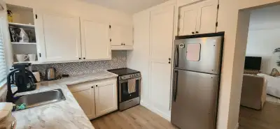 Newly Renovated 2 Bedroom/ 1 Bath -Available June 1st ** Will not respond to "Is It Available" Tell...