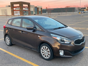 2016 Kia Rondo LX