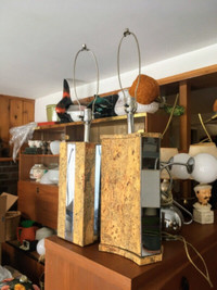 Deux lampes vintage uniques en liège avec miroir