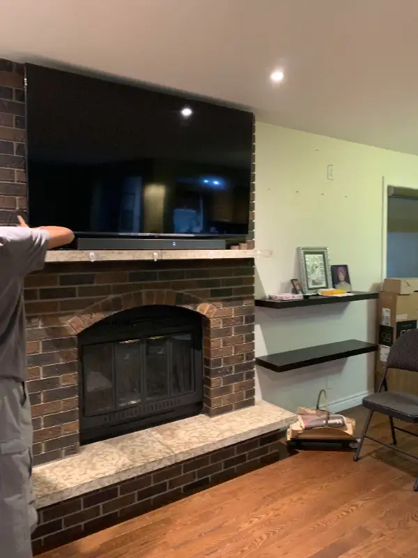 Reliable reasonable price TV Wall Mount install onl in Video & TV Accessories in Winnipeg - Image 5