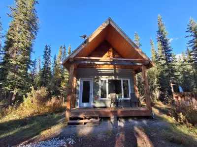 A dry cabin, beautiful and cozy, very well insulated, totally furnished, equipped and tastefully dec...