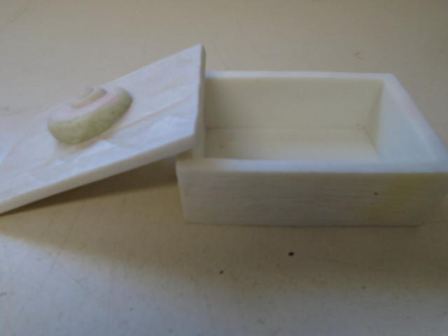2 Trinket Boxes $7. For both - 5 x 3 Inches in Accessories in Thunder Bay