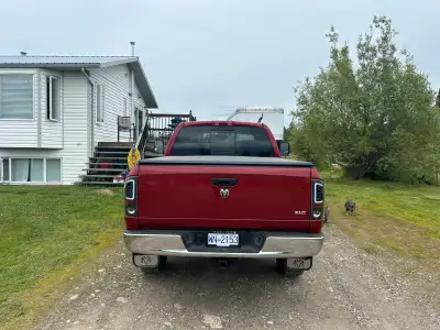 Selling my 2007 ram 3500 5.9l cummins. Has 164,000km and in great shape. Have done lots of work to i...