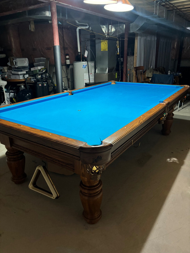 Dufferin Pool Table (9x4.5ft) in Other in Oakville / Halton Region