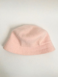 GAP Pink Furry Bucket Hat (Vintage) *LIKE NEW*