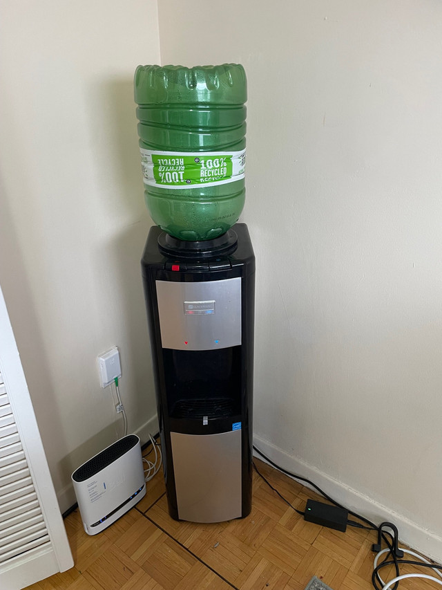 Glacier Bay Top-Load Water Dispenser with Hot and Cold Water  in Refrigerators in City of Toronto