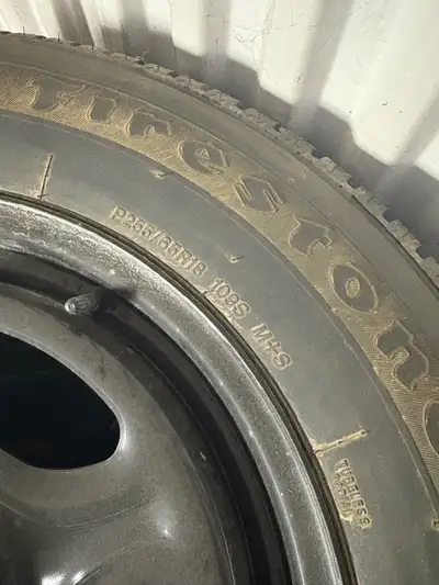 P255/65R18. Set of 4, One year old tires. About 5000km, bought new in 2024. Came off a ford Explorer...