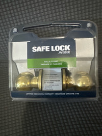 NEW: WEISER Safe Lock Passage knob