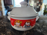 Campbell soup bowl with lid 