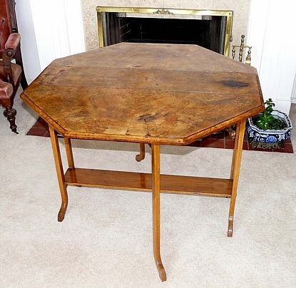 Antique Burled Sutherland Table in Home Décor & Accents in Kingston - Image 2