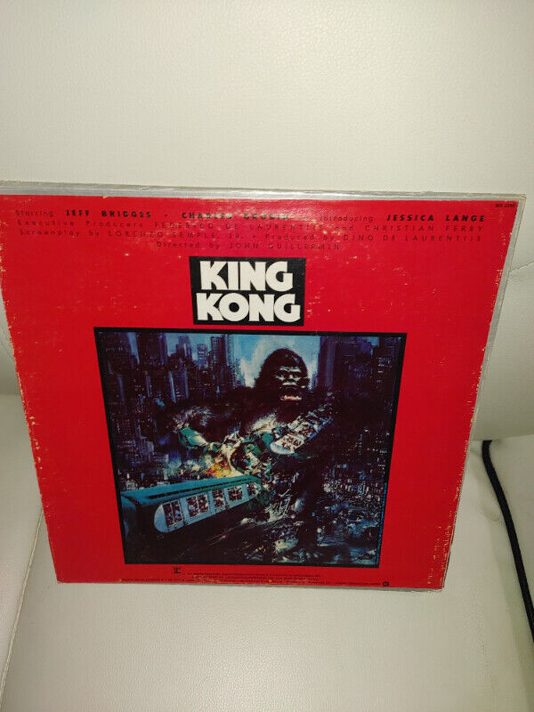 KING KONG   :  RECORD    - 1976 MOTION PICTURE SOUNDTRACK in Arts & Collectibles in Edmonton - Image 4