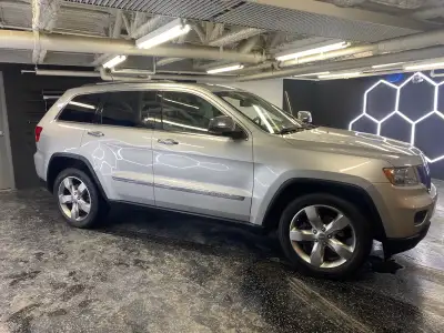 2011 Jeep Grand a Cherokee Limited