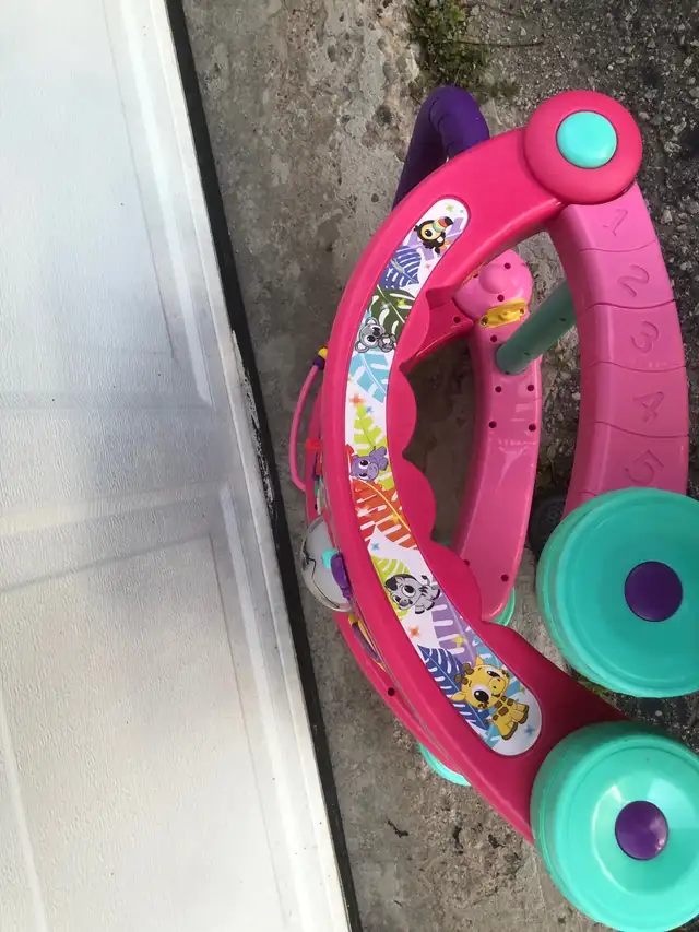 Little Tikes Activity Walker in Toys in City of Toronto - Image 3