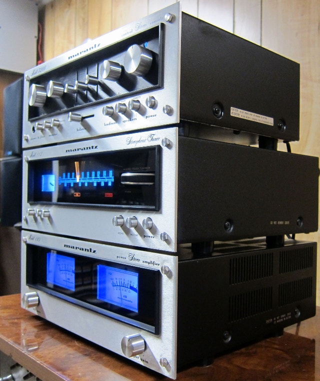 MARANTZ 140 AMPLIFIER 3200 PREAMPLIFIER 112 TUNER Stereo Systems