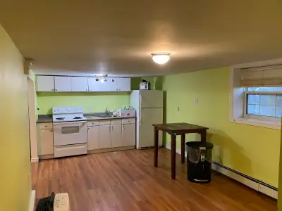 .3 good size bedrooms - Basement Flat .Very Quiet Home .Heat/Hot Water/Power/Internet Included .1 ye...