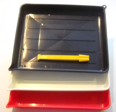 Trois bacs 13''x16'' pour développement de photos avec une pince, View more
