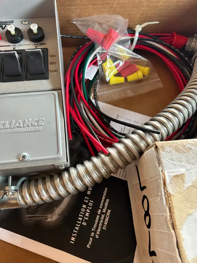 Reliance Protran generator manual transfer switch model31406CRK in Electrical in Kingston - Image 3