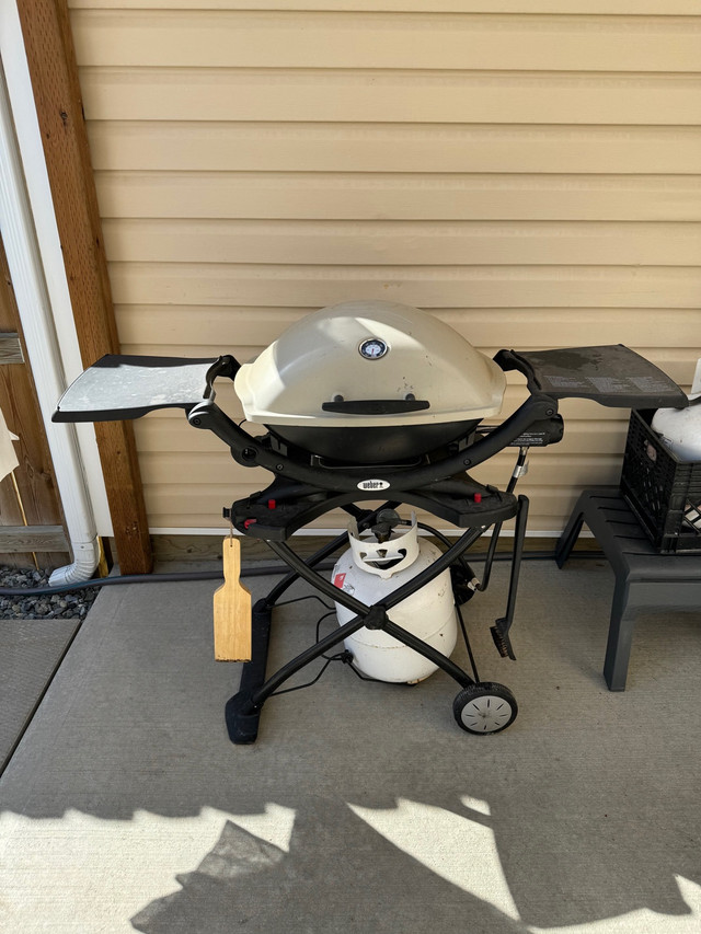 Weber bbq in BBQs & Outdoor Cooking in Whitehorse - Image 2