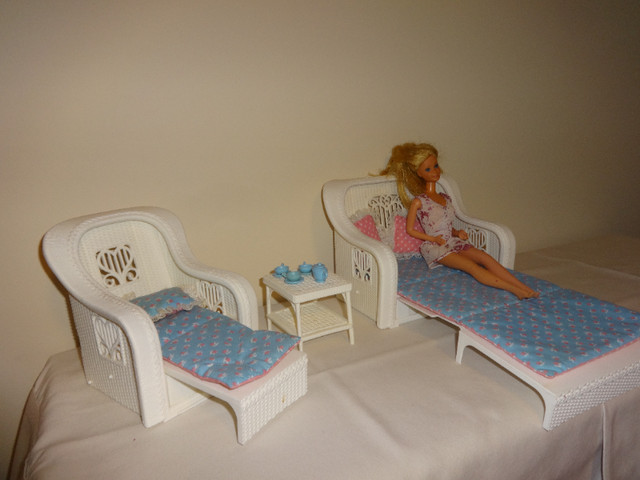 Barbie Size Furniture in Toys & Games in Oakville / Halton Region - Image 2