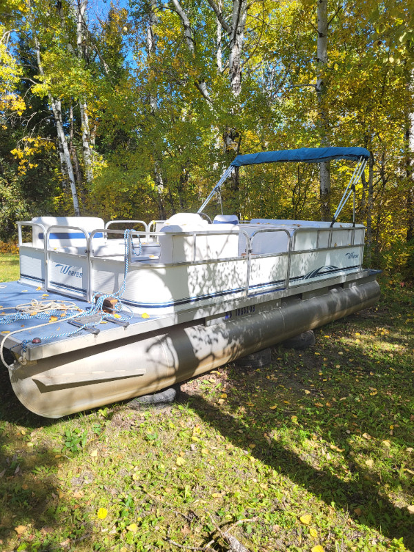 20 Ft Weeres Pontoon Boat. Powerboats & Motorboats Winnipeg Kijiji