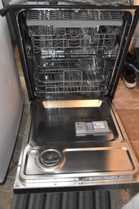 New Samsung Dishwasher With 3rd Rack (Not Perfect Has Scratch)