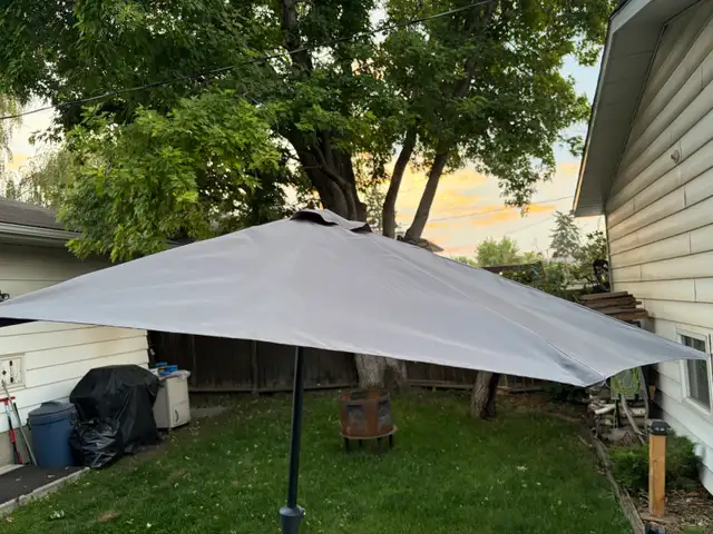 New Outsunny Patio Umbrella 
