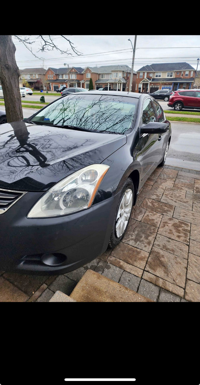 2012 Nissan Altima for Sale in Cars & Trucks in Oakville / Halton Region