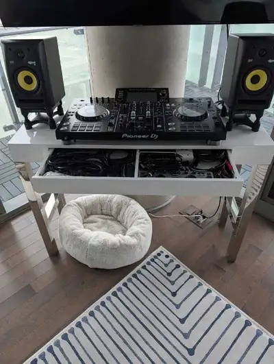 Structube Sideboard / TV Stand (White Gloss), View more