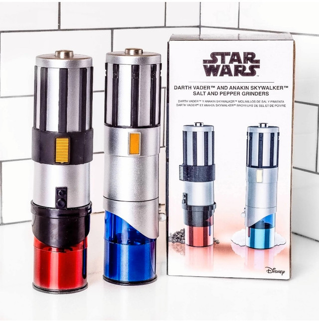 Star Wars Lightsaber Electric Salt & Pepper   in Kitchen & Dining Wares in Truro - Image 2