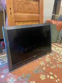 SONY 42" TV