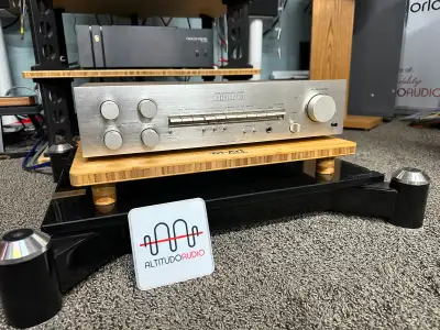 Luxman L5 Integrated DC Amp, View more
