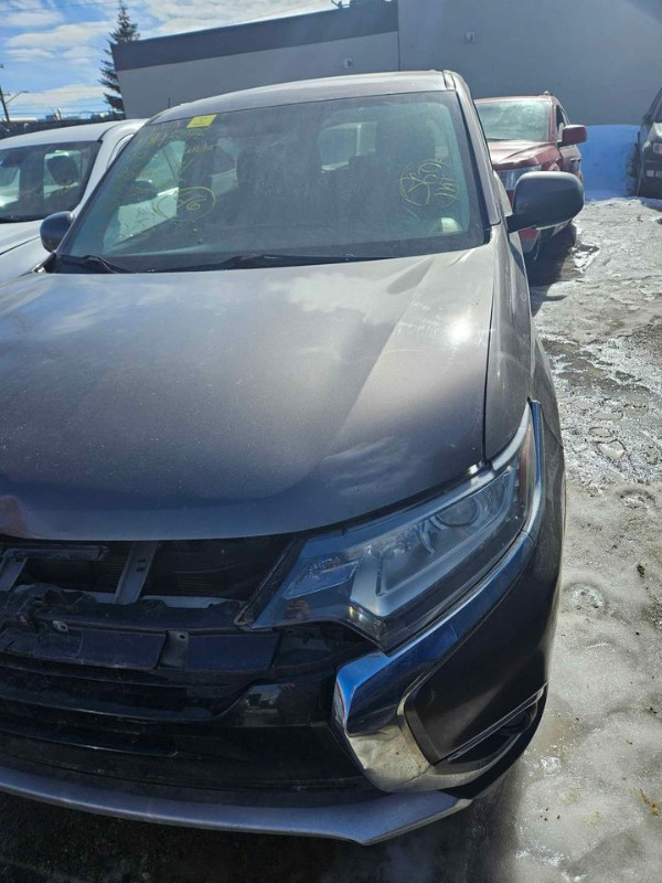 2017 Mitsubishi Outlander for pats only in Auto Body Parts in Calgary