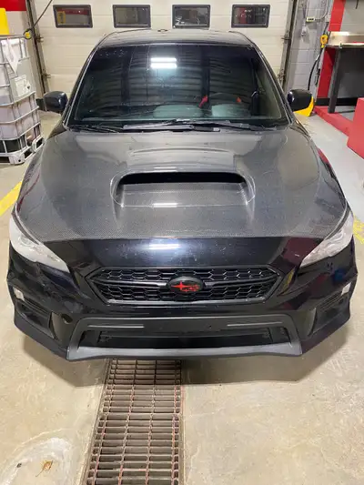 2018 Subaru WRX, All wheel drive(amazing on the snow and ice), new tires(maybe 6000km on them), 2.0...
