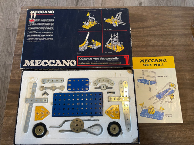Mecano construction toy set 1 1972 in Toys & Games in North Bay