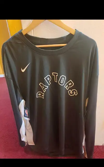 Brand new. With tags. Never worn. Size XXL.