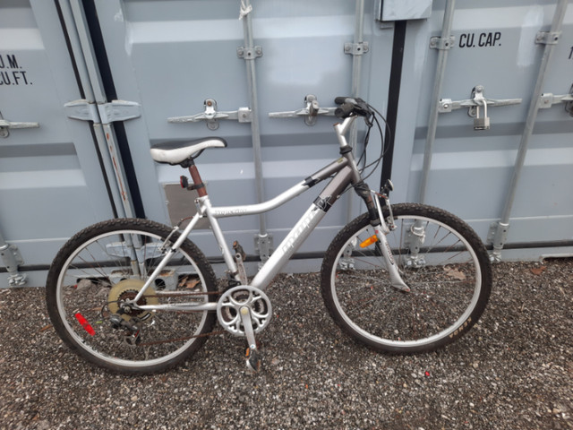 18-speed bike, 18-inch frame in Road in Kitchener / Waterloo