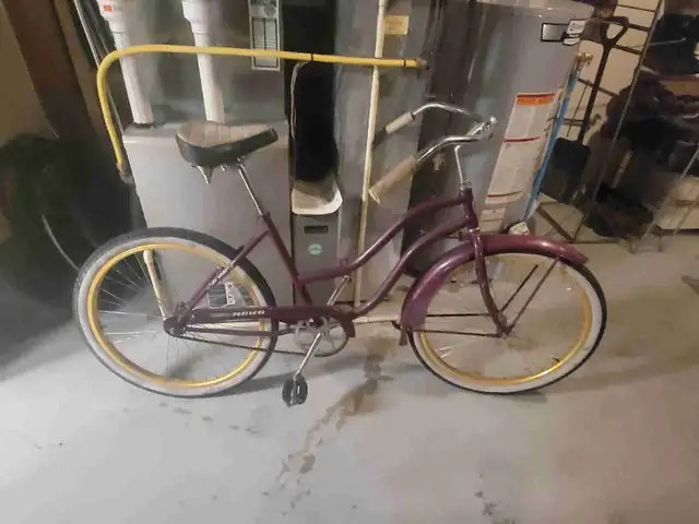 Norco beach cruiser  in Cruiser, Commuter & Hybrid in Edmonton - Image 2