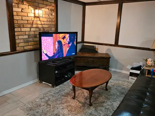 PRIVATE FURNISHED APARTMENT IN PORT STANLEY, now or 1st MAR