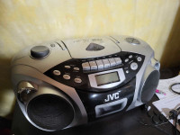 Jvc rc-e 20 Radio CD and Tape player