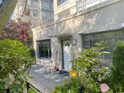 A beautiful 1 bedroom + 1 living room + 1 bathroom suite with a full kitchen, dining area, and a pri...