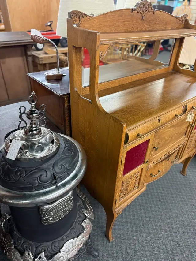 old one piece solid oak sideboard  in Hutches & Display Cabinets in Edmonton - Image 6