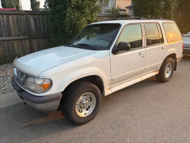 1997 Ford Explorer 
