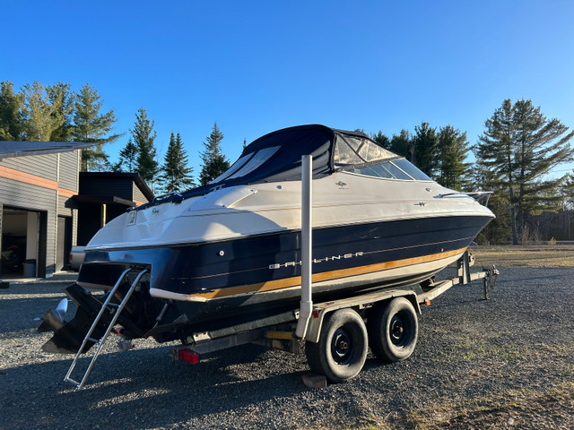 1996 bayliner 2252 LS  in Powerboats & Motorboats in Miramichi - Image 2