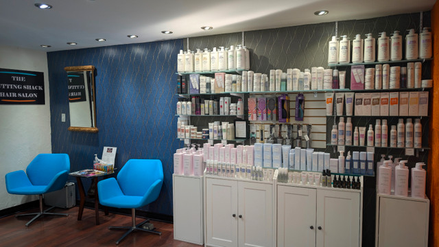 NOW HIRING!! in Hair Stylist & Salon in Ottawa - Image 2
