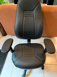 Bran new offic/computer chair, global