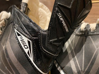 Hockey skates Bauer supreme 