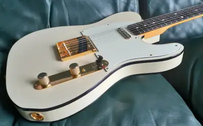 Fender Japan FSR Telecaster, View more