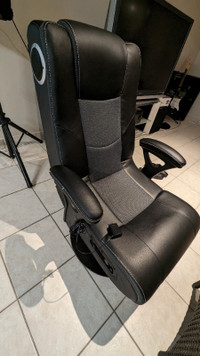 Gaming Chair with Pedestal - X Rocker Bolt 2.1 Bluetooth Console