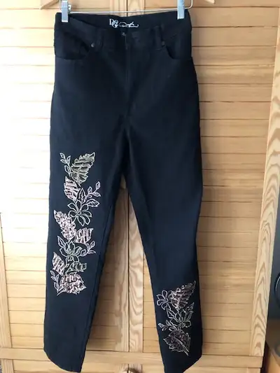 NEW DG2 Diane Gilman Stretch Straight-Leg Embroidered Jeans, View more